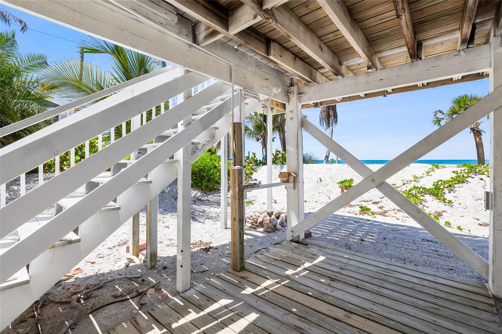 GULF ESTATES - Residential
