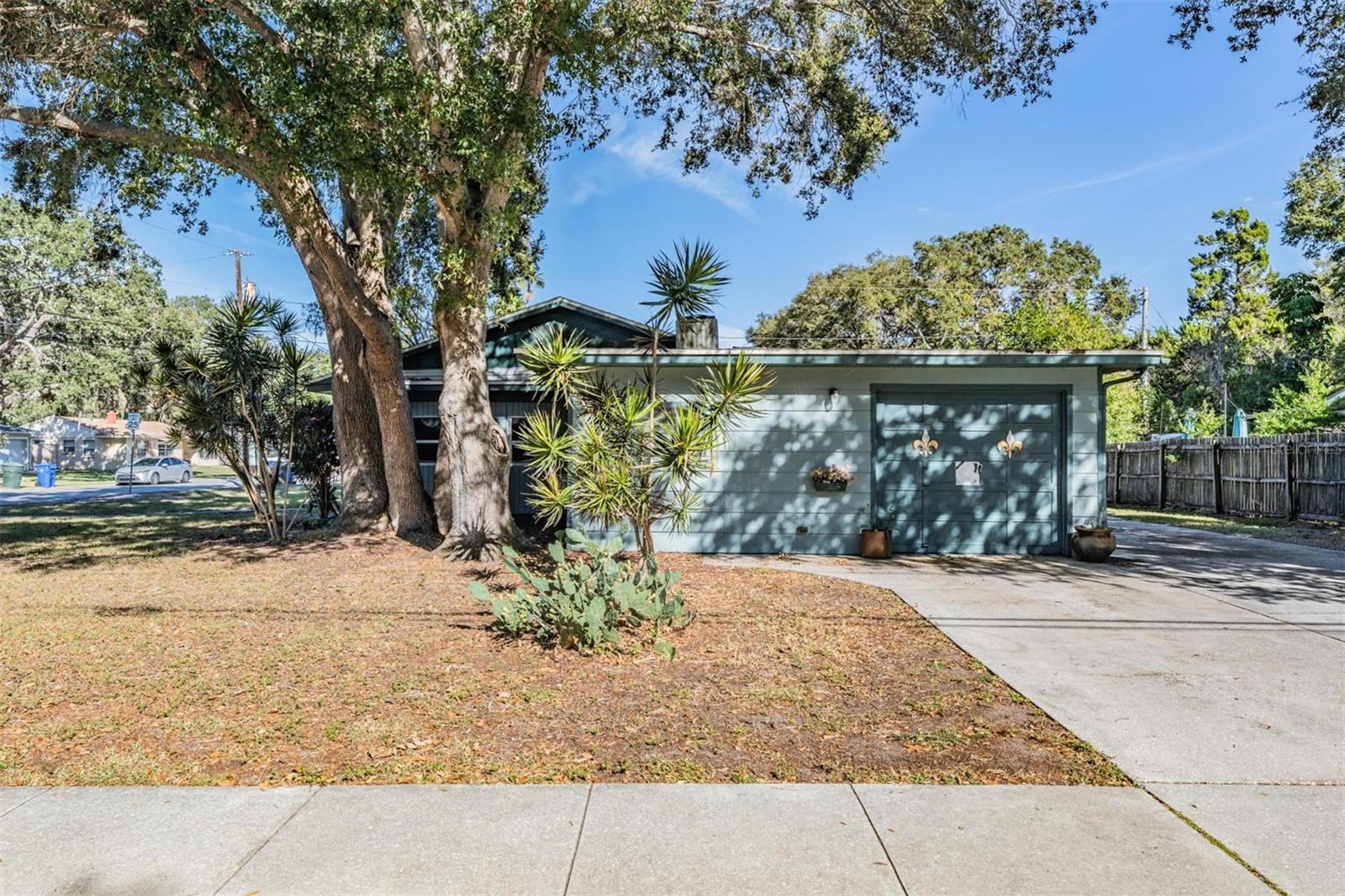 DUNEDIN ISLES 1 - Residential