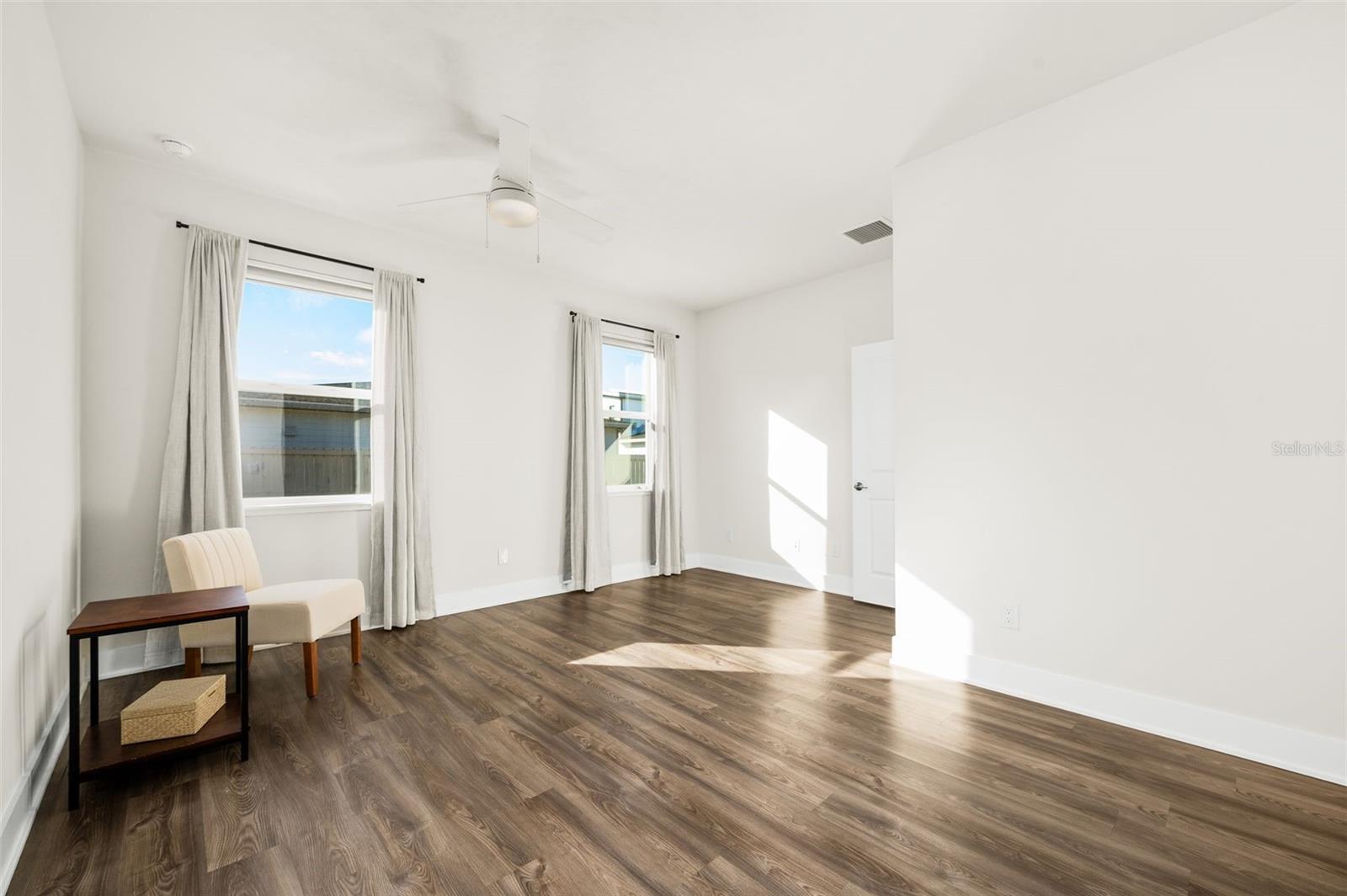 LAUREATE VILLAGE PH I UNIT I PB 37 PG 26 - Residential