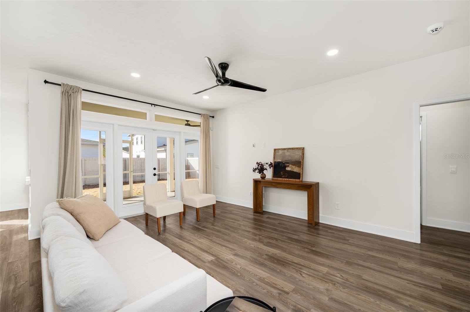 LAUREATE VILLAGE PH I UNIT I PB 37 PG 26 - Residential