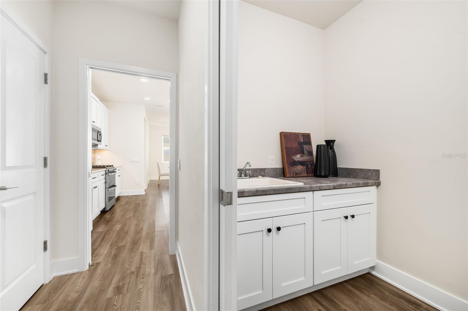 LAUREATE VILLAGE PH I UNIT I PB 37 PG 26 - Residential