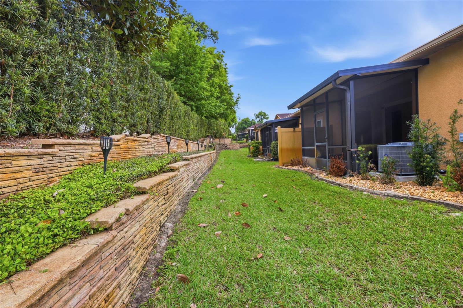 CARRIAGE HOMES - Residential