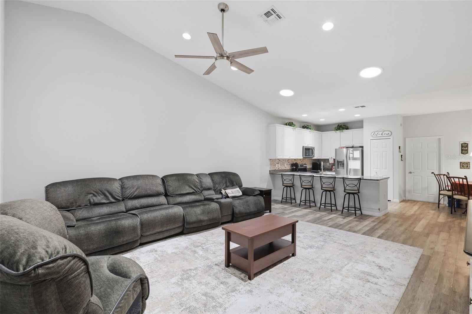 CARRIAGE HOMES - Residential