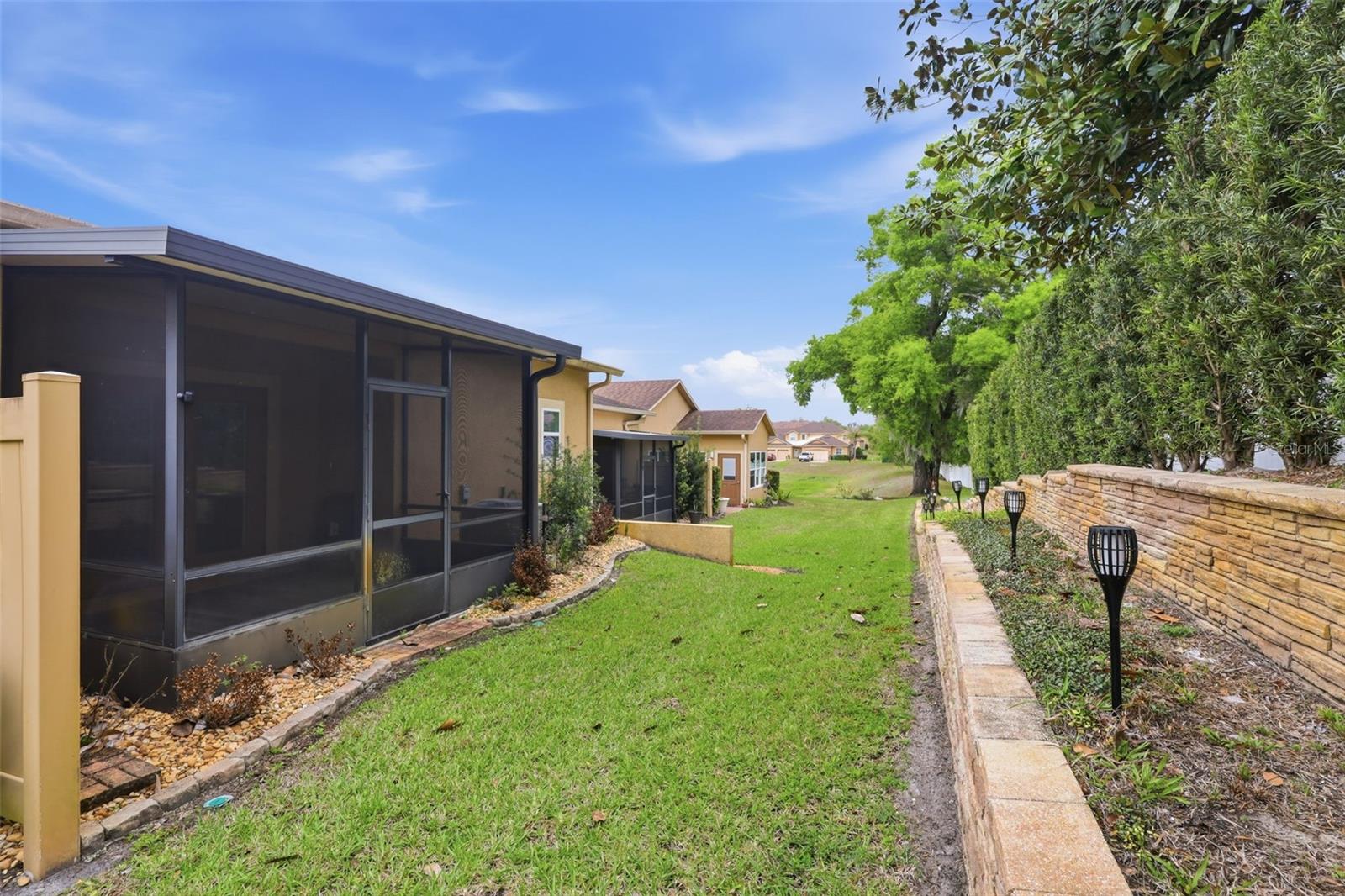 CARRIAGE HOMES - Residential