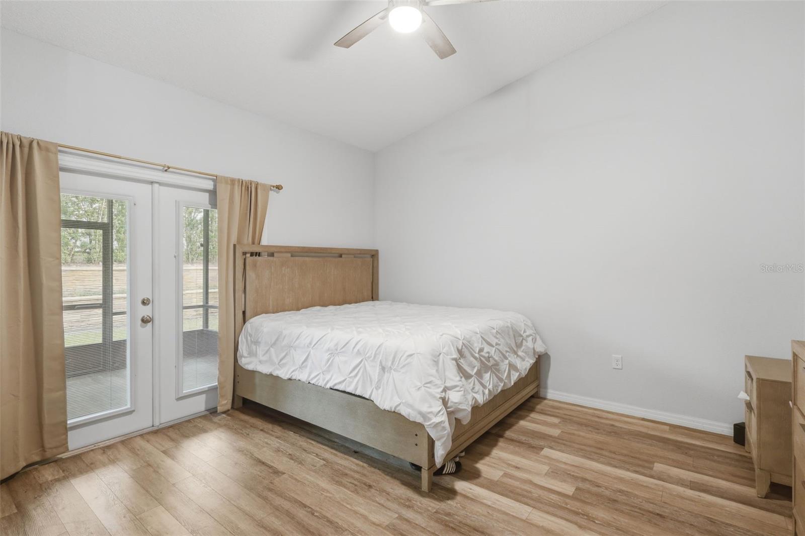 CARRIAGE HOMES - Residential