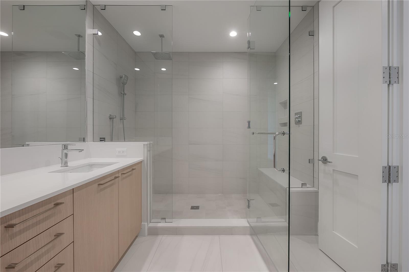 ART HOUSE - Residential