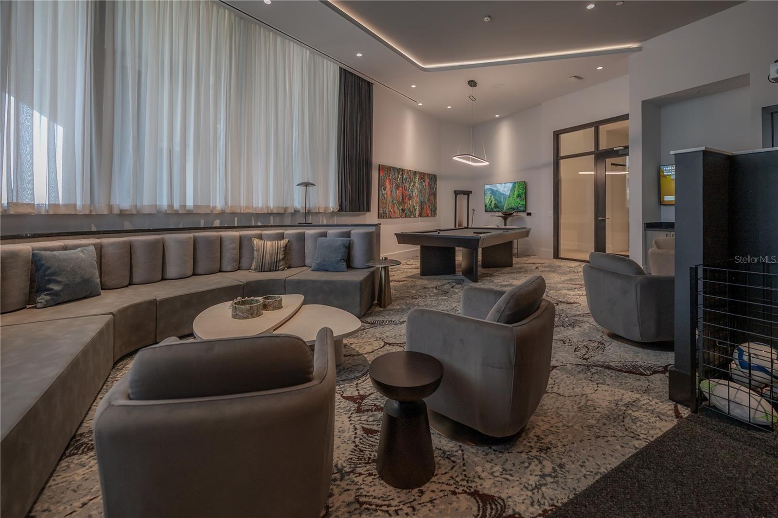 ART HOUSE - Residential