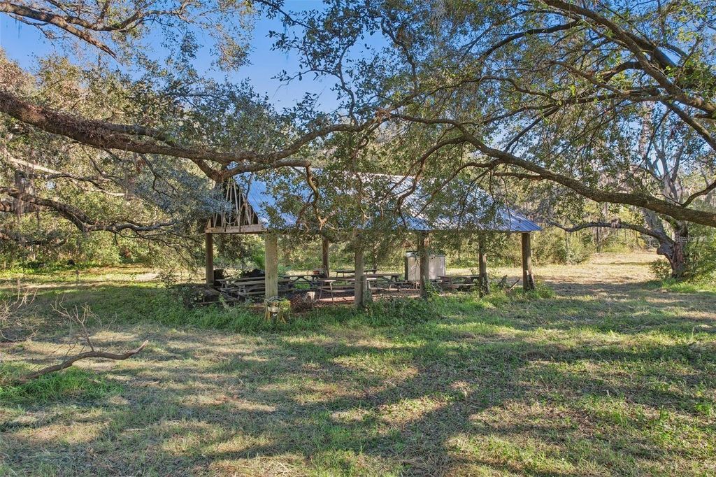 Photo of 4610 E County Road 542, Lakeland, FL 33801 (MLS # TB8462685)