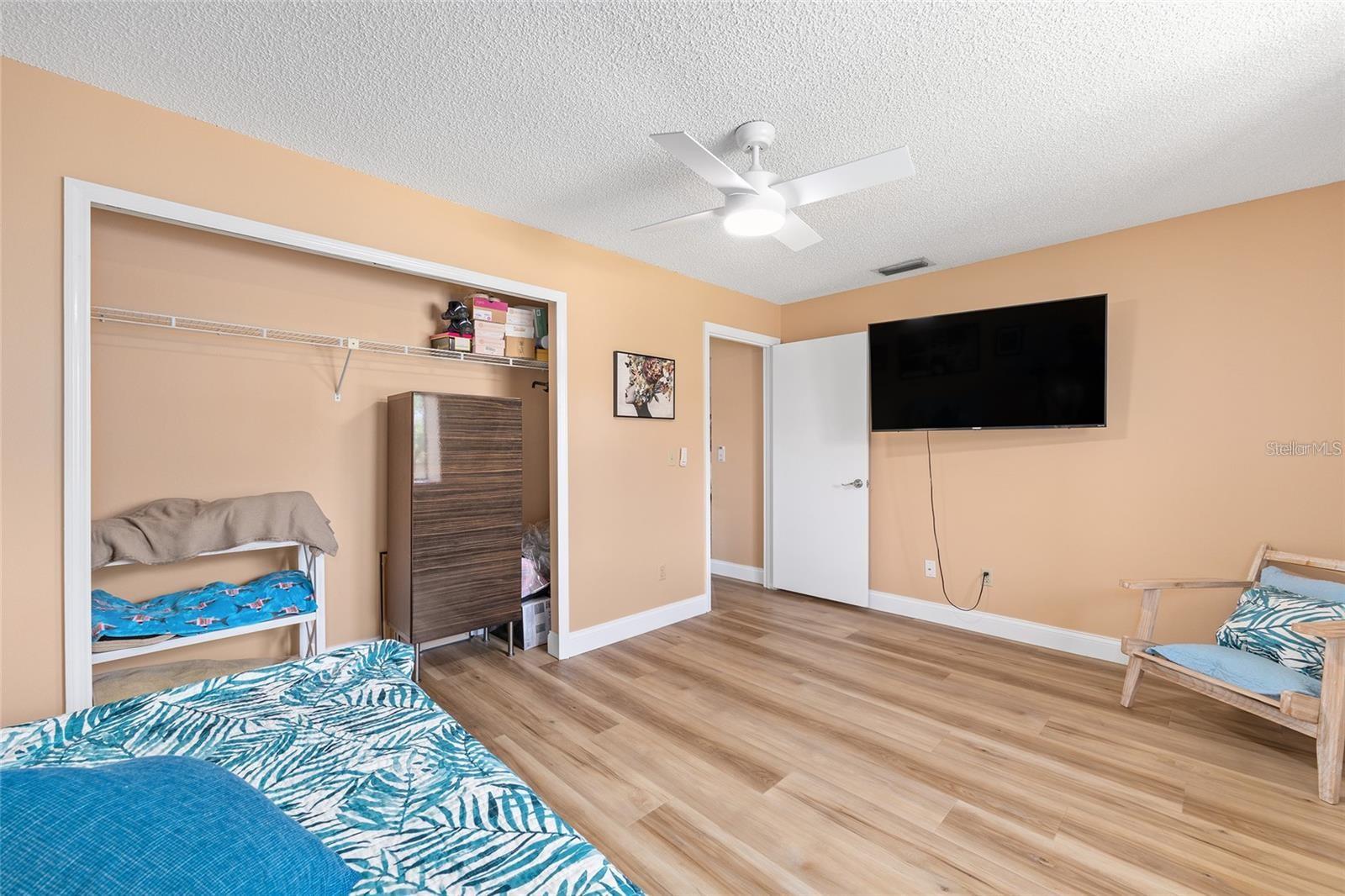 VILLAS/BELLEVIEW - Residential