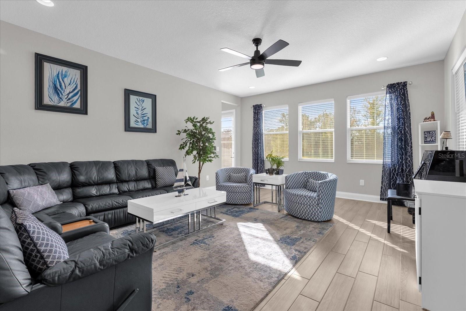 RIVINGTON PH 1D - Residential