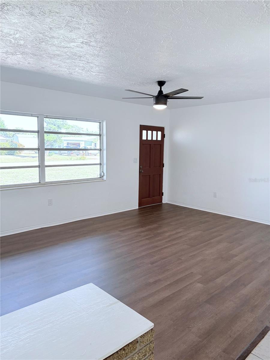 GREEN ACRES - Residential Lease