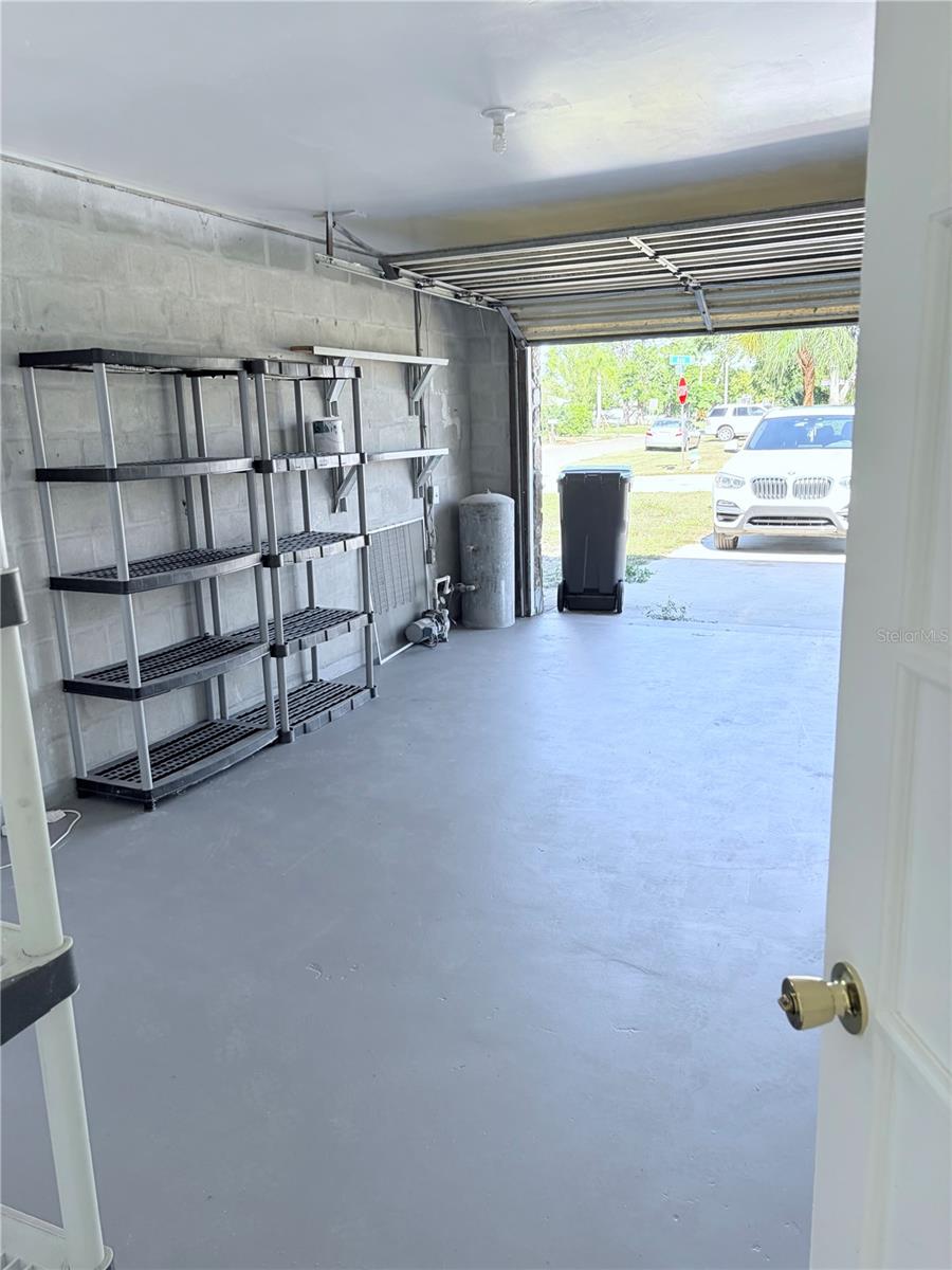 GREEN ACRES - Residential Lease