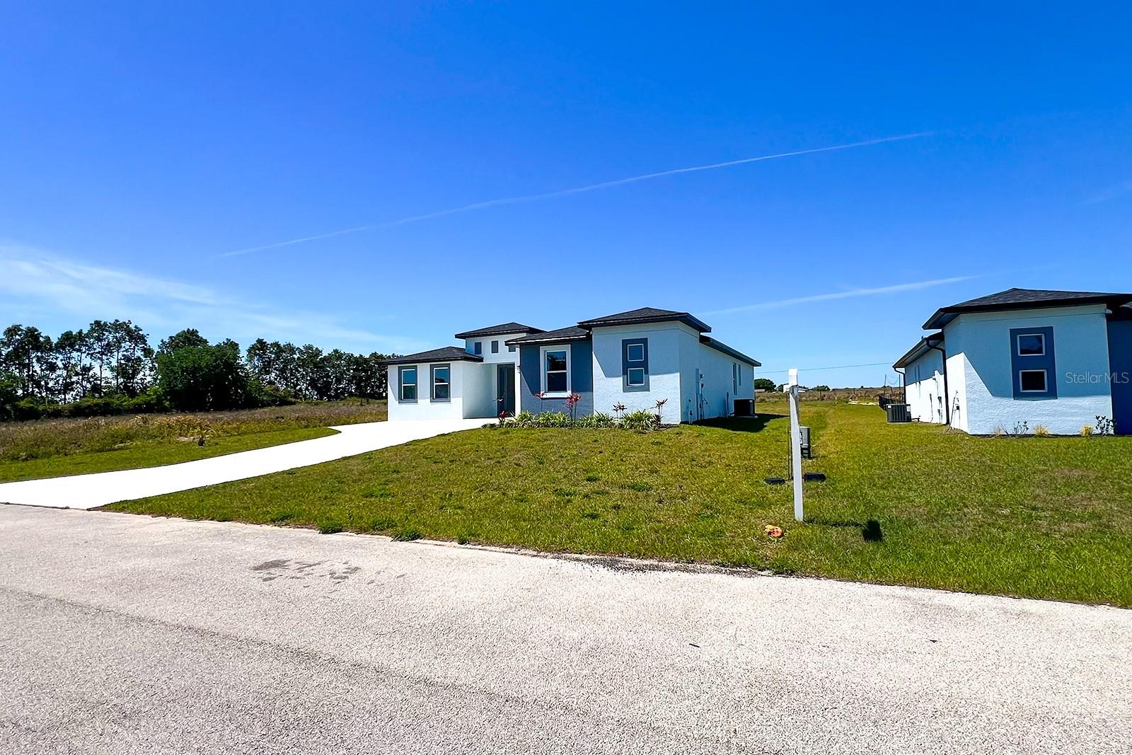 109 MAGNOLIA MANOR LANE
