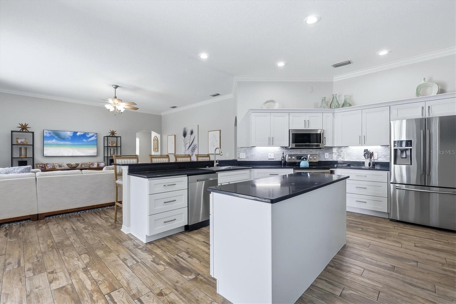 SABAL HARBOUR PH IV - Residential