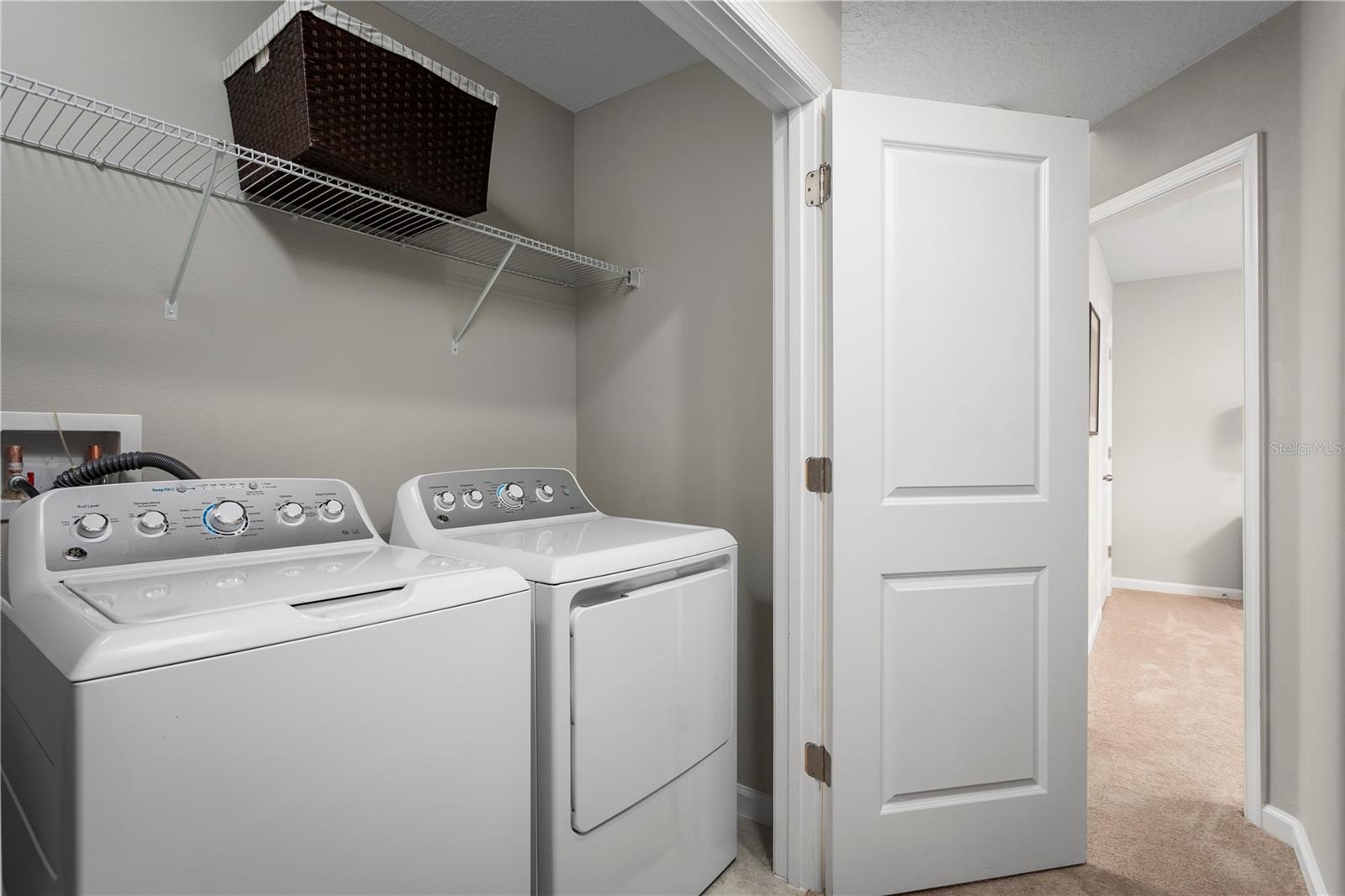 LAUREL GLEN - Residential