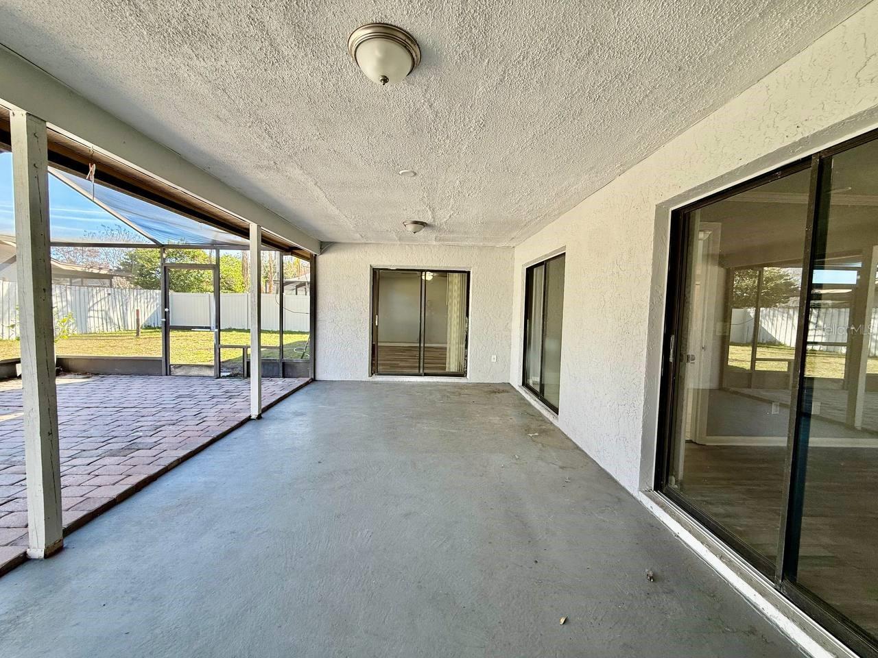 NORTHDALE SEC E UNIT I - Residential Lease