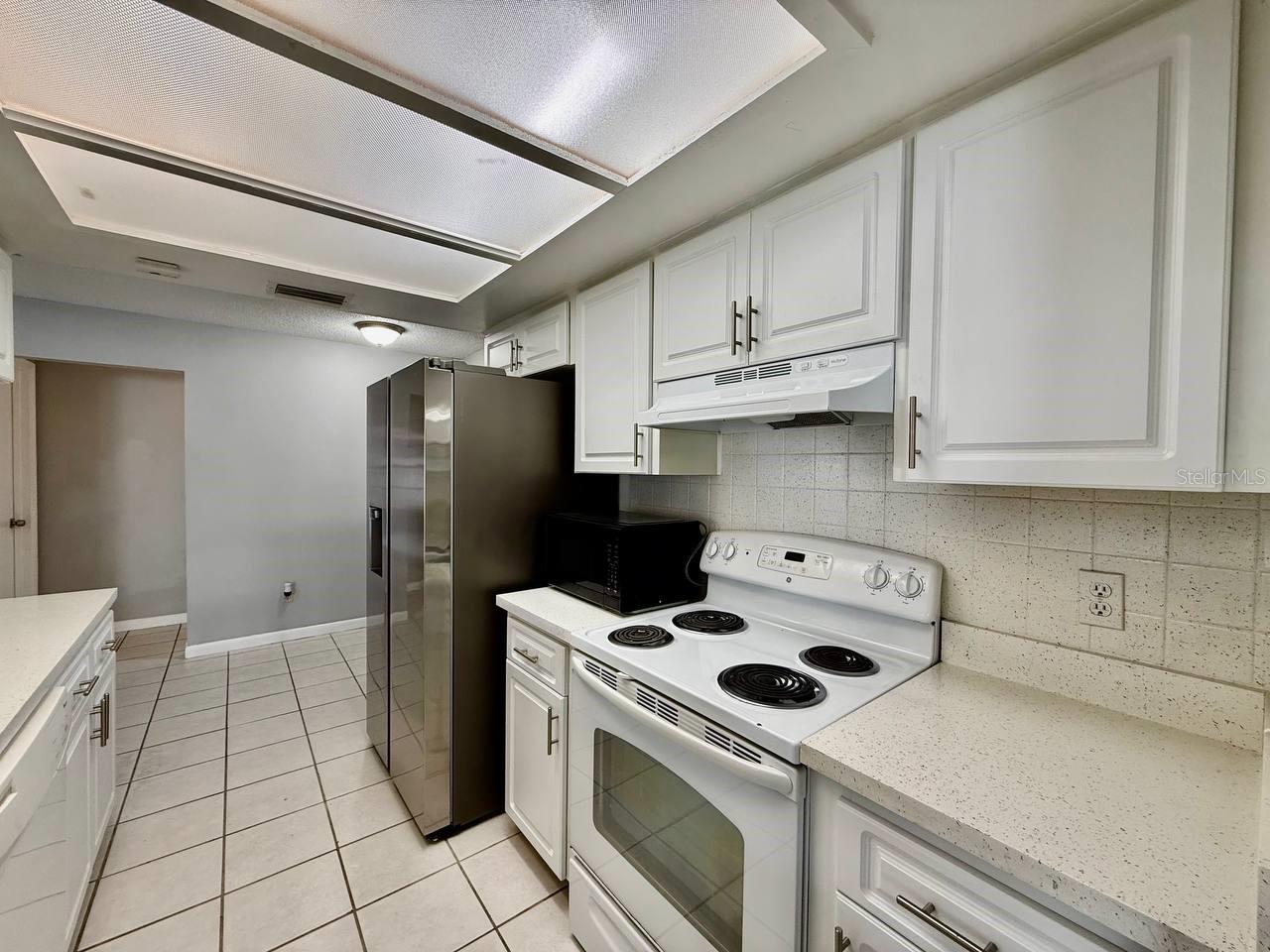 NORTHDALE SEC E UNIT I - Residential Lease