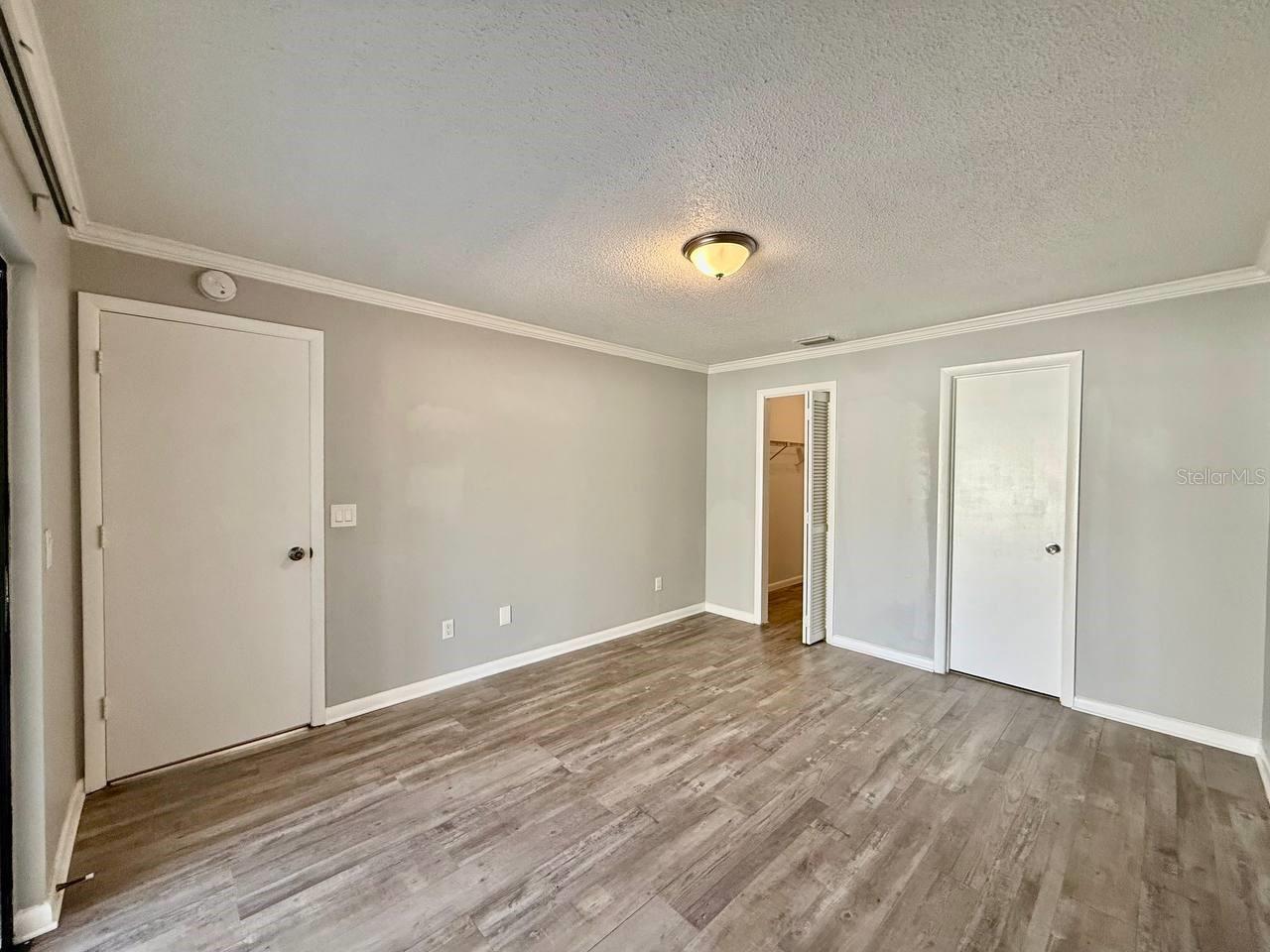 NORTHDALE SEC E UNIT I - Residential Lease