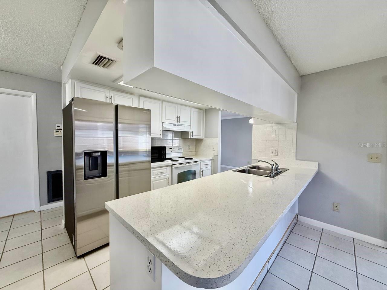 NORTHDALE SEC E UNIT I - Residential Lease