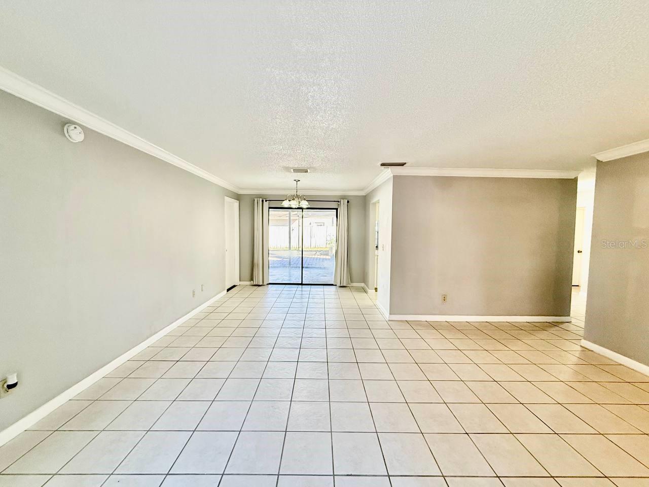 NORTHDALE SEC E UNIT I - Residential Lease