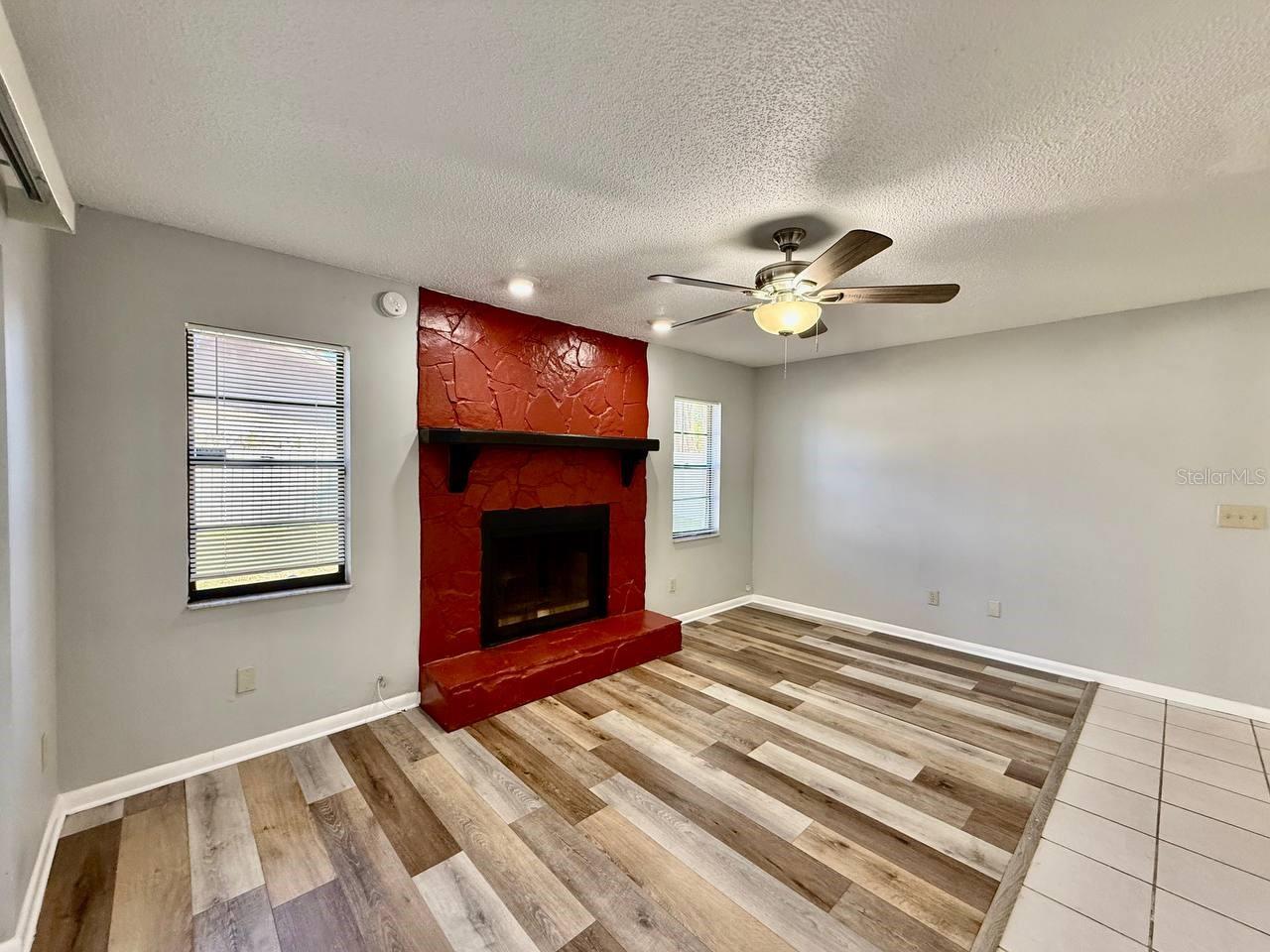 NORTHDALE SEC E UNIT I - Residential Lease