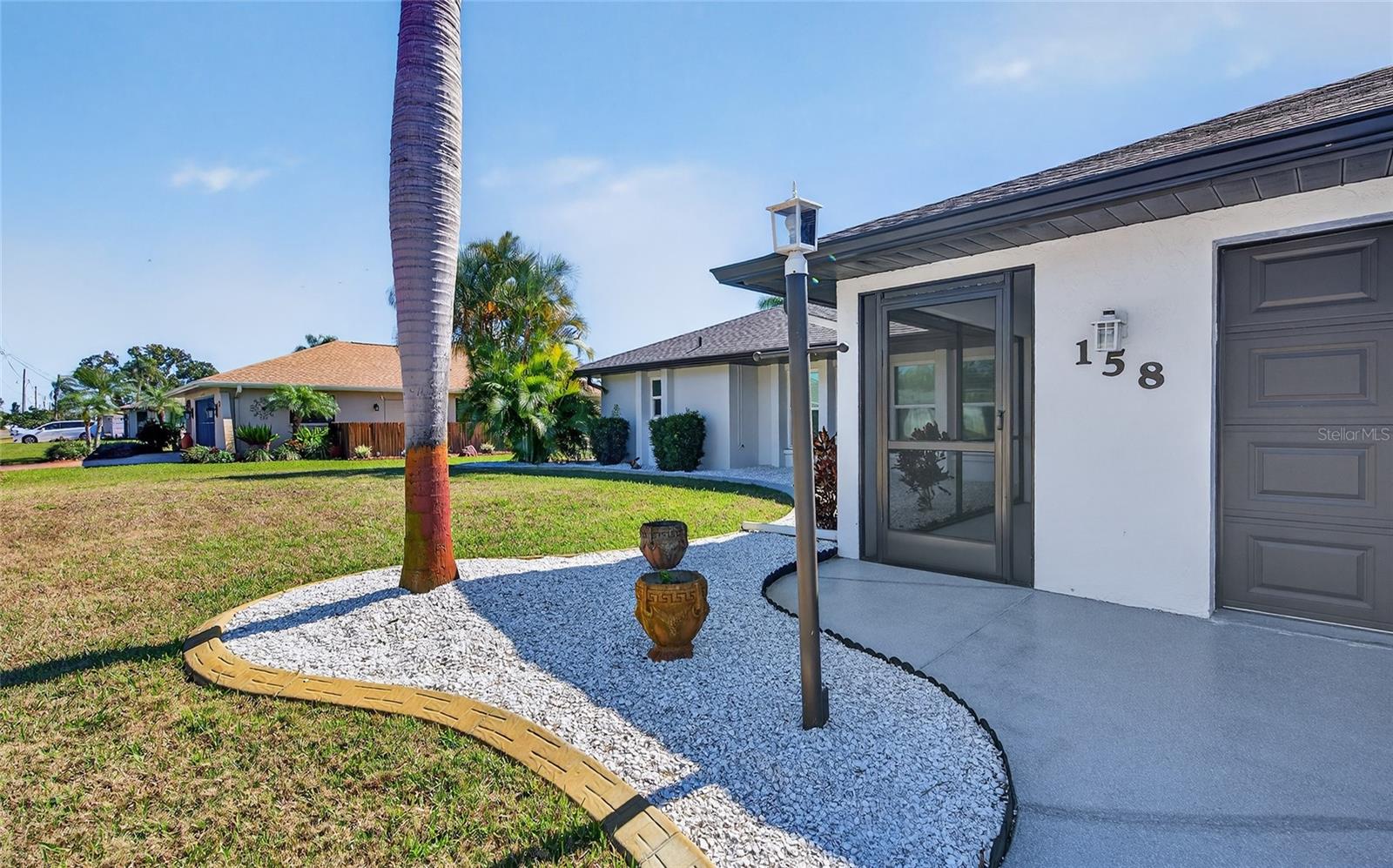 HOURGLASS LAKE ESTATES - Residential