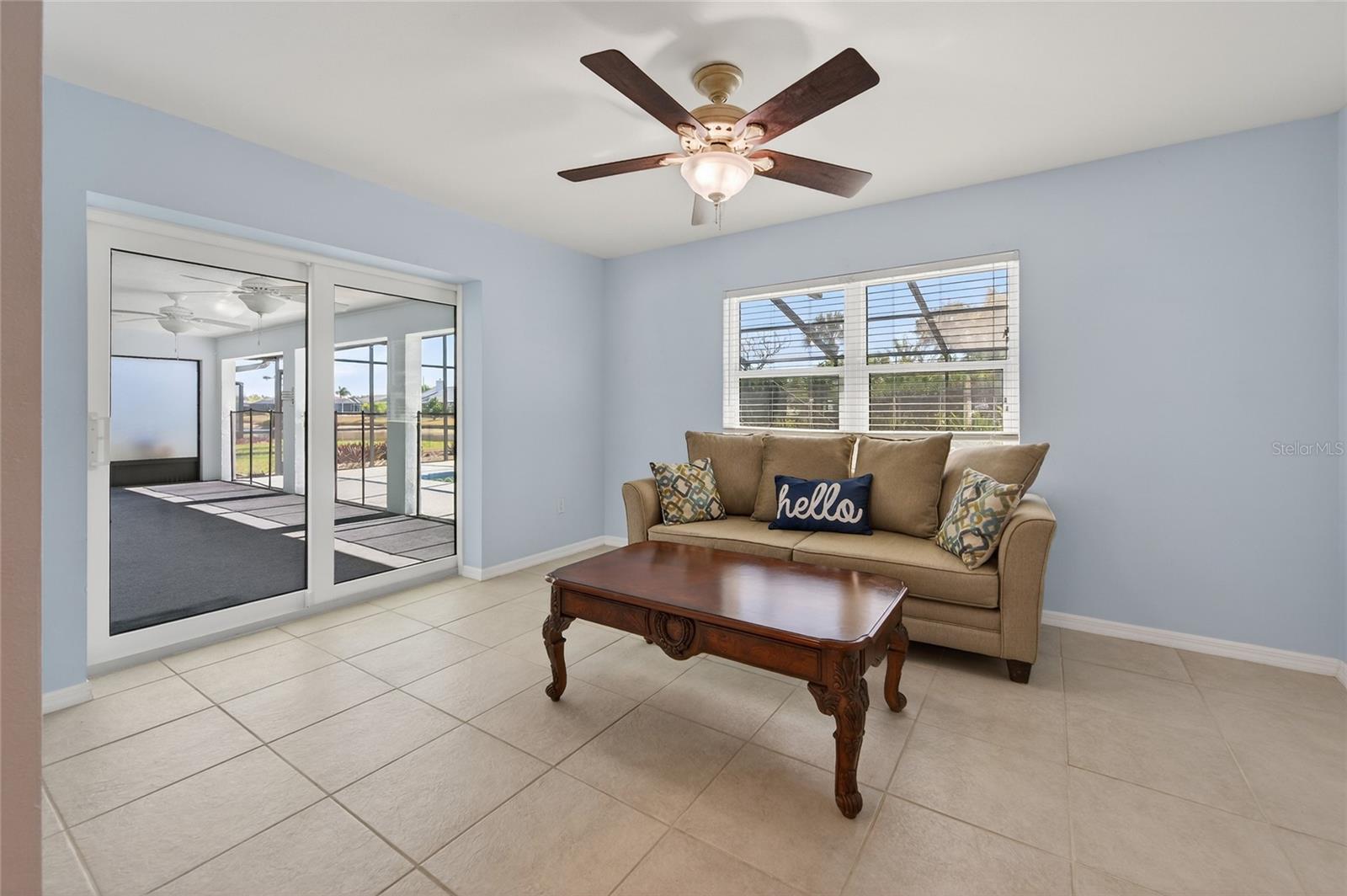 HOURGLASS LAKE ESTATES - Residential