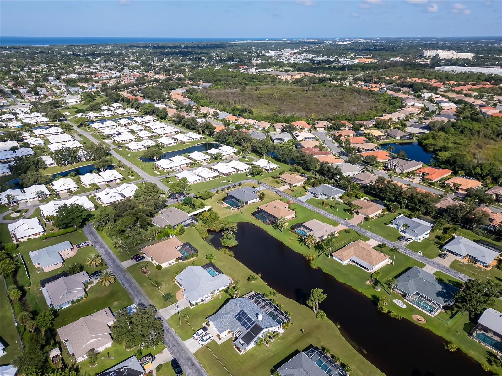 HOURGLASS LAKE ESTATES - Residential