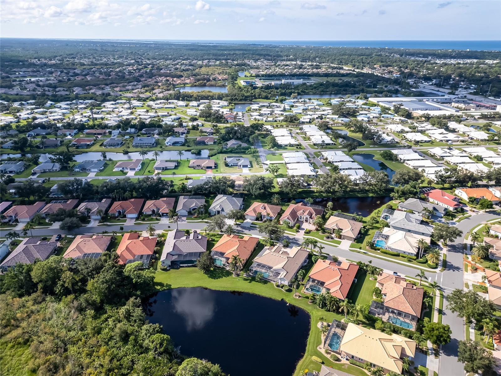 HOURGLASS LAKE ESTATES - Residential