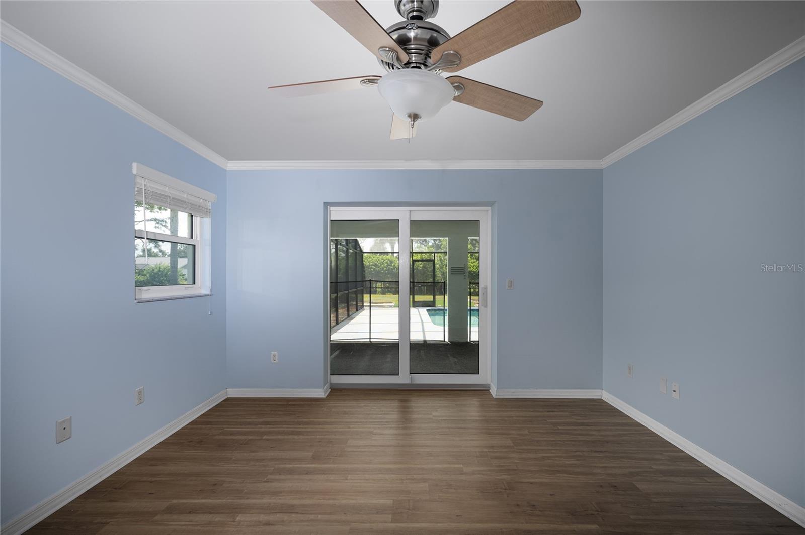 HOURGLASS LAKE ESTATES - Residential