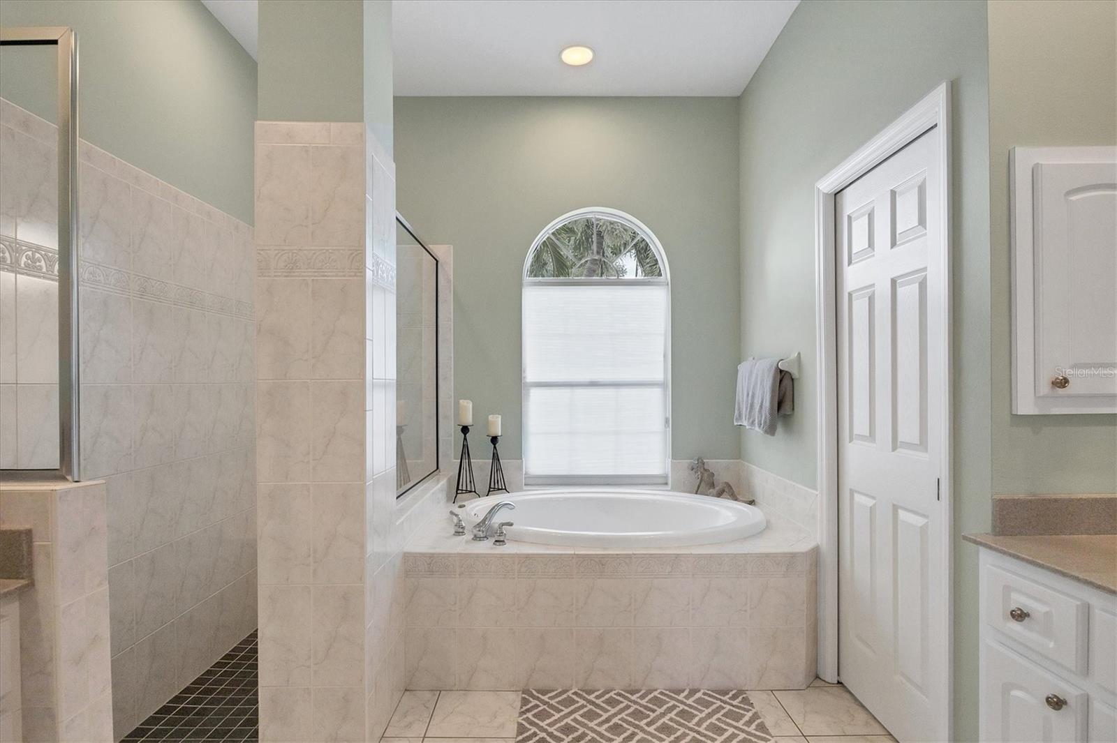 CAPE HAZE WINDWARD - Residential