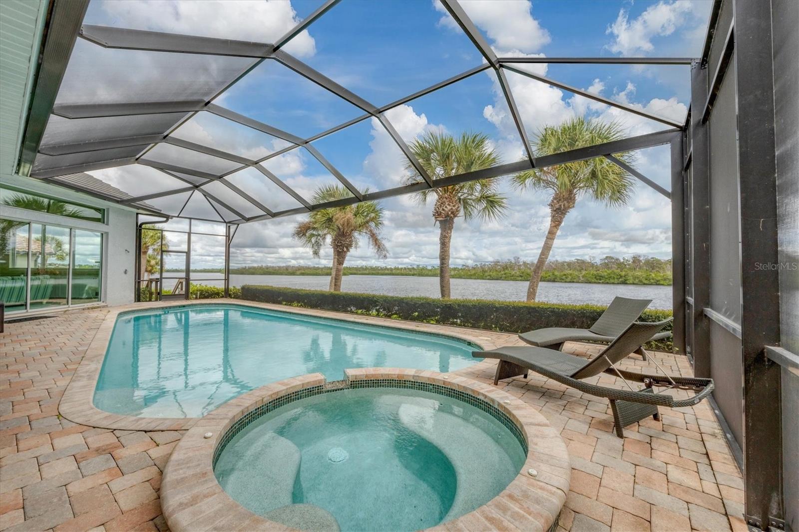 CAPE HAZE WINDWARD - Residential