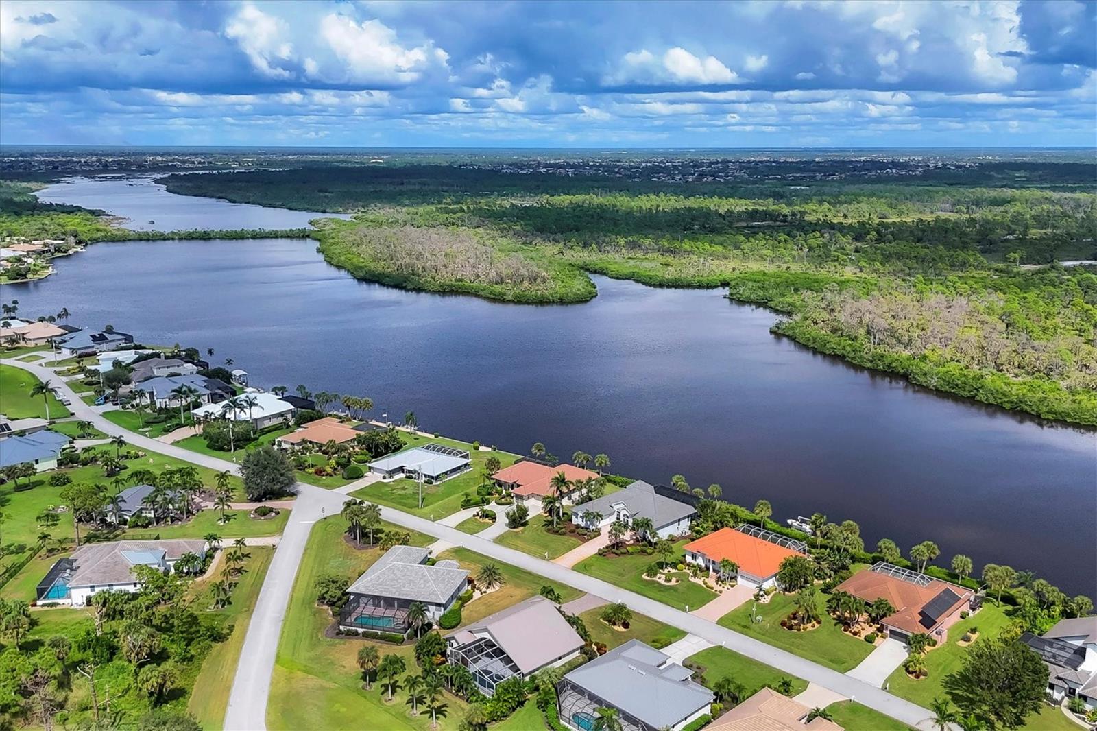 CAPE HAZE WINDWARD - Residential