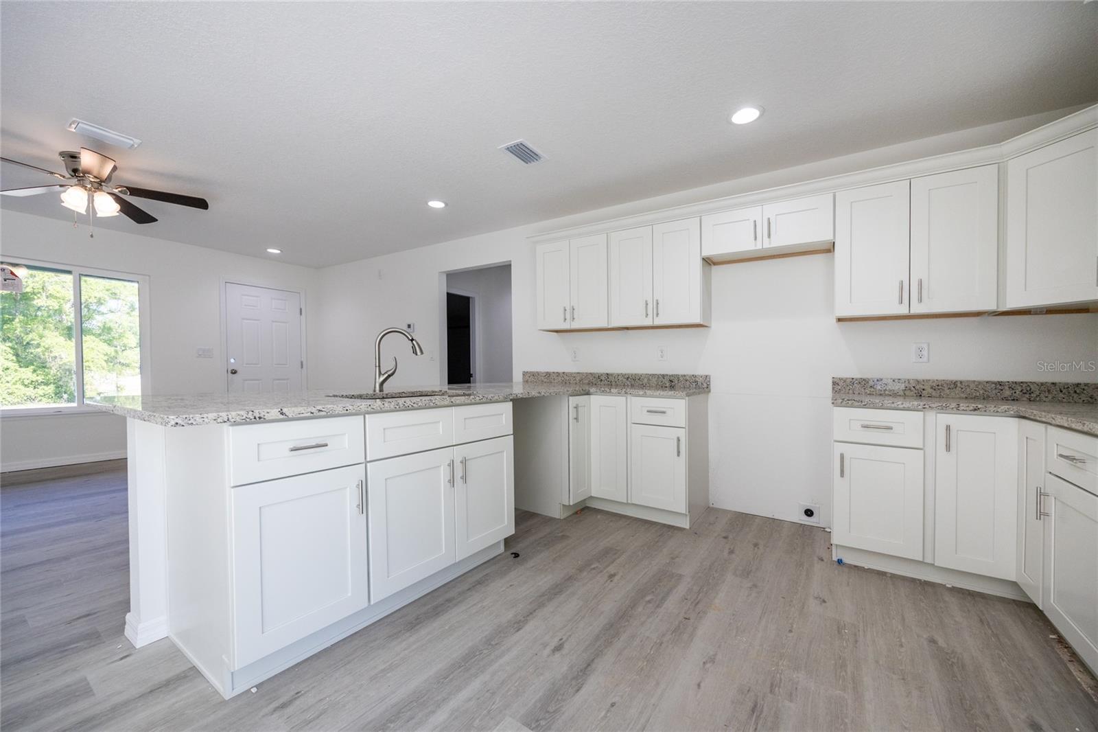 WILLISTON HYLNDS GOLF & C CLUB ESTATE - Residential