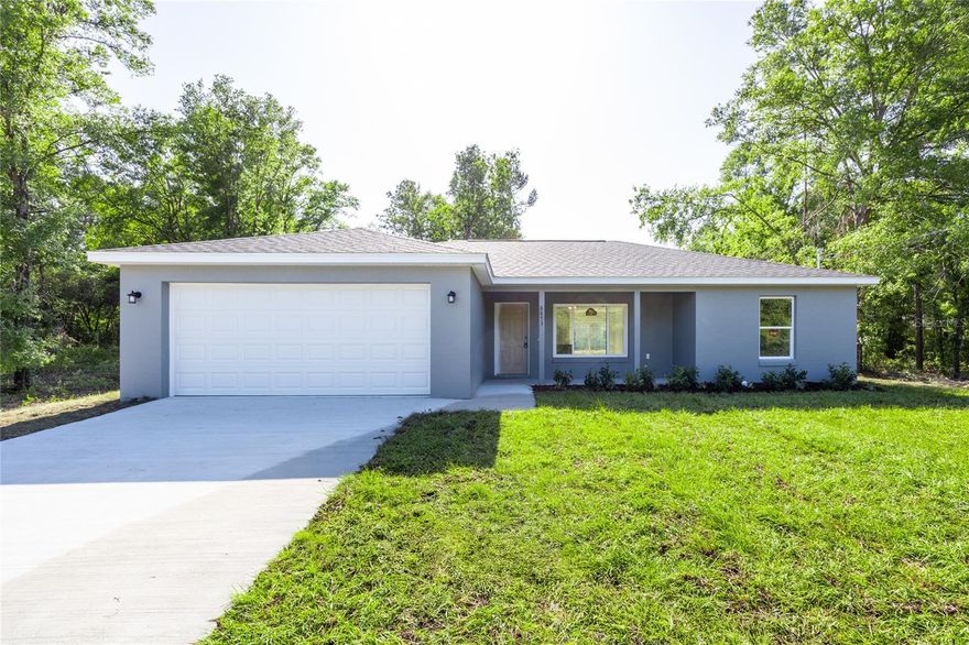 One or more photo(s) has been virtually staged. Under Construction. Concrete Block Home close to World Equestrian Center in Williston Florida. This new construction home has all the upgrades you are looking for. The home features Luxury Vinyl Plank Floors throughout, granite countertops, wood cabinets, a HUGE walk in closet in the master bedroom, an open split floor plans, lots of windows, and ceiling fans. Move in Ready before the Holidays there is still time to pick your colors. This stunning home sits on a nice lot in a quiet subdivision with NO HOA. Builder provides a 1 year full builder warranty and a 10 year 
structural warranty.