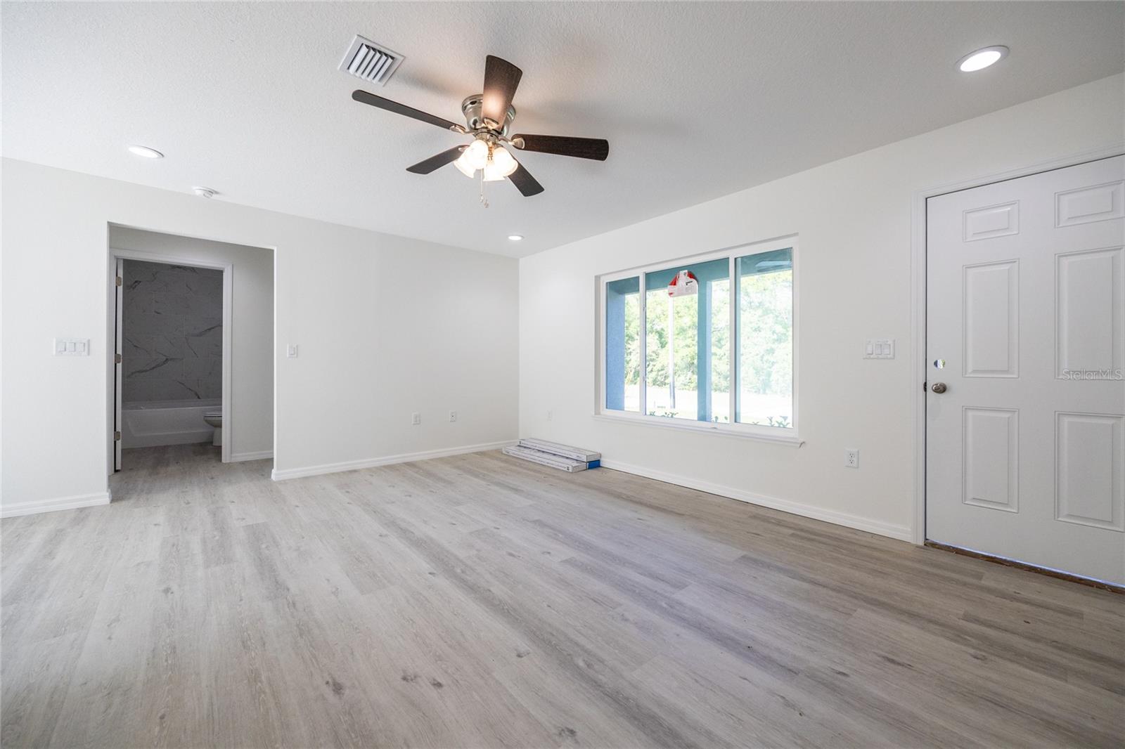 WILLISTON HYLNDS GOLF & C CLUB ESTATE - Residential