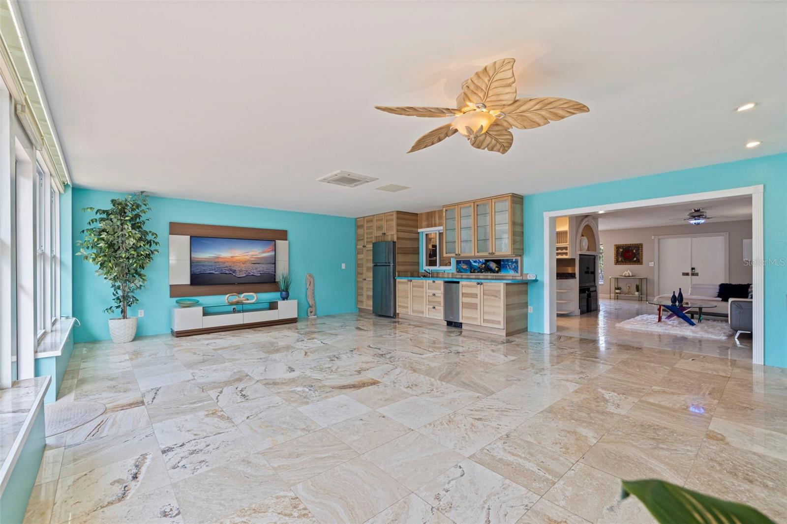 TIERRA VERDE - Residential