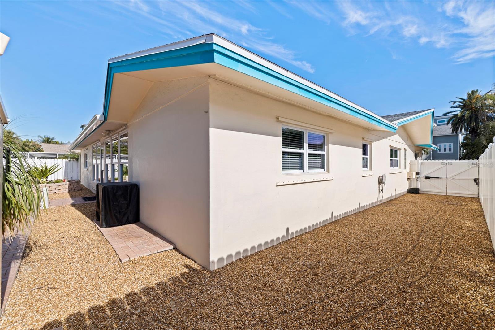 TIERRA VERDE - Residential