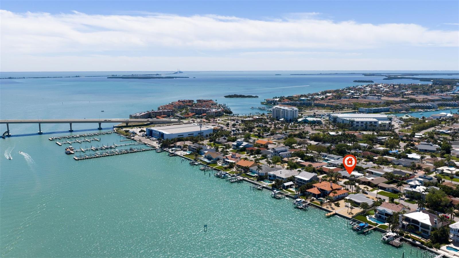 TIERRA VERDE - Residential