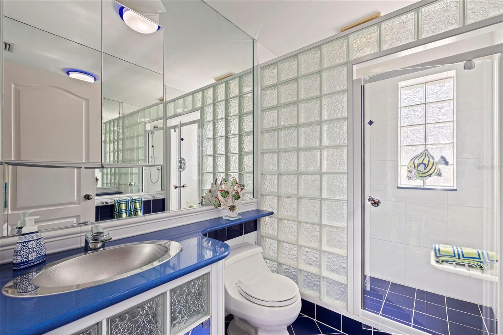 TIERRA VERDE - Residential