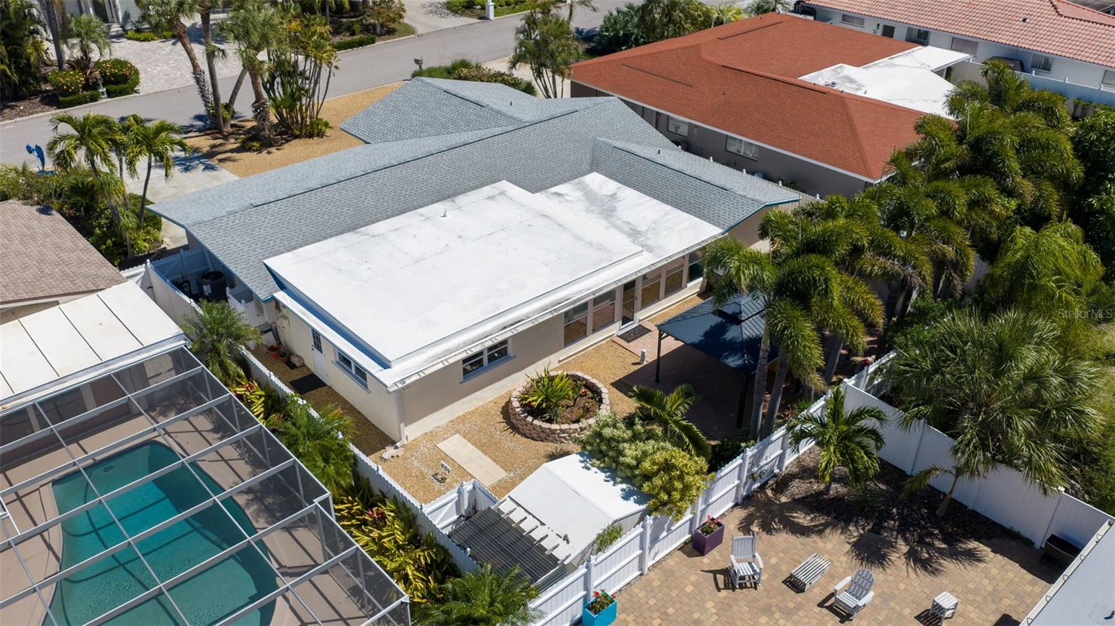 TIERRA VERDE - Residential