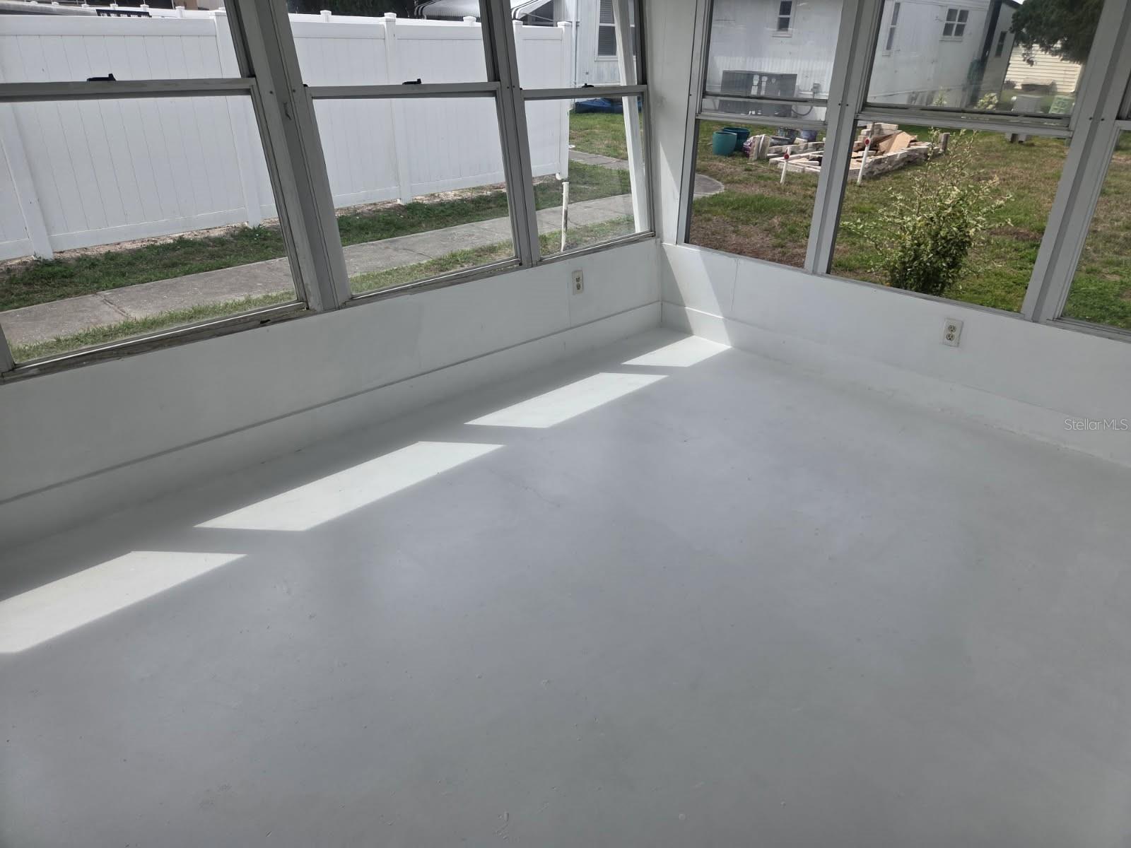 LAKE TARPON MOBILE HOME VILLAGE UN - Residential Lease