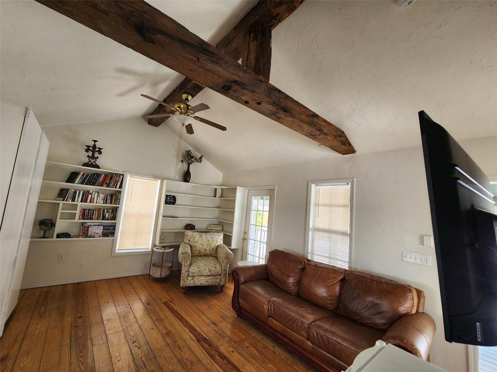 POS SUB OF BLKS G & H - Residential Income