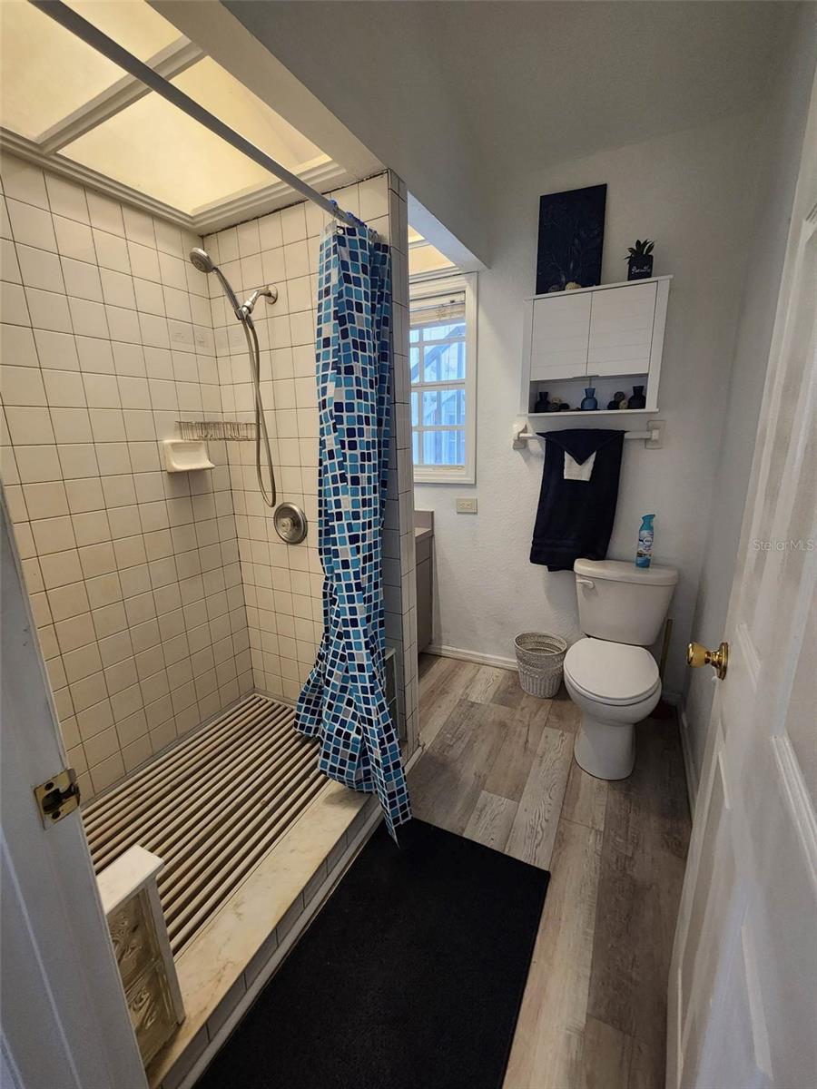 POS SUB OF BLKS G & H - Residential Income