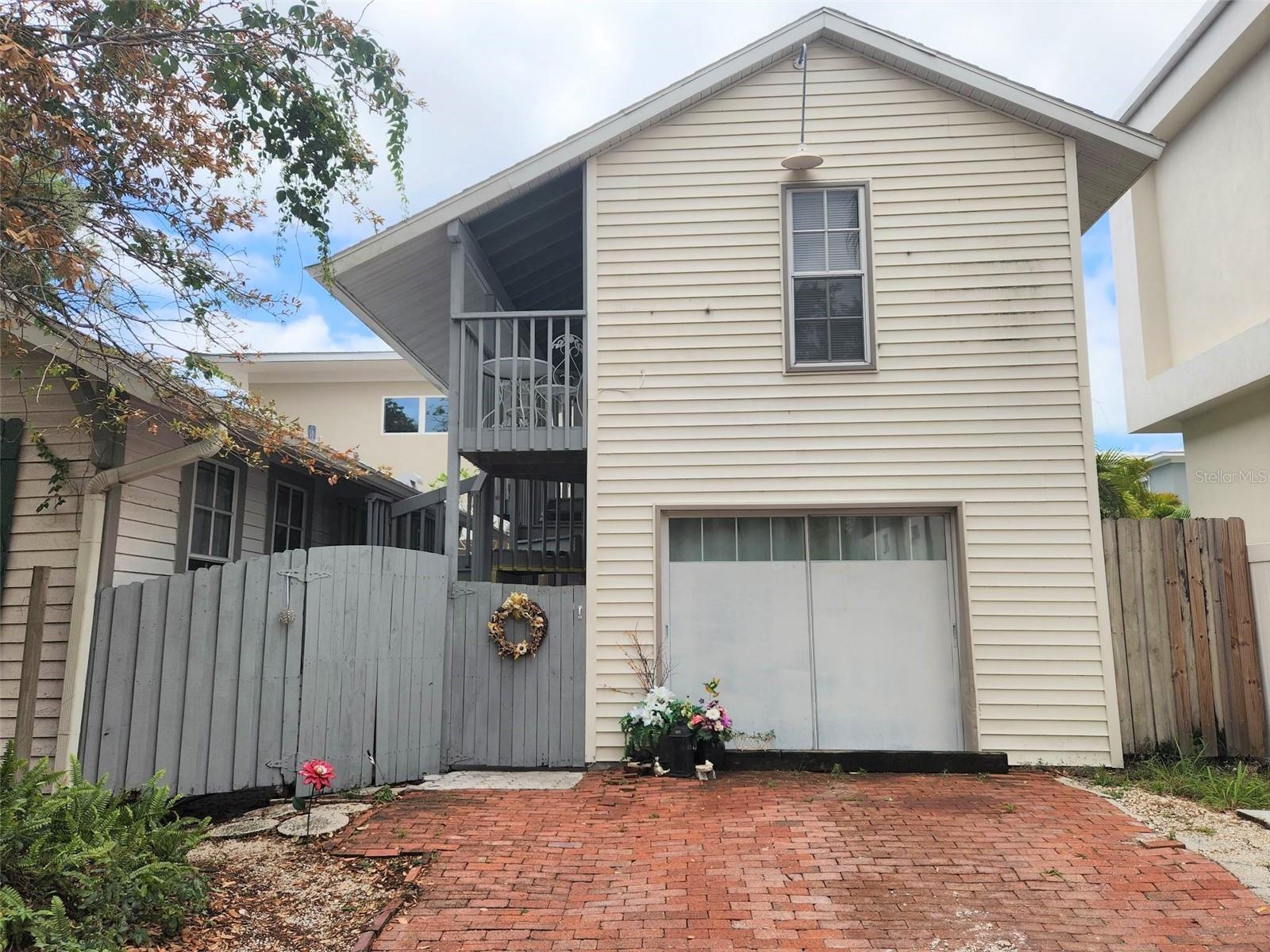 POS SUB OF BLKS G & H - Residential Income