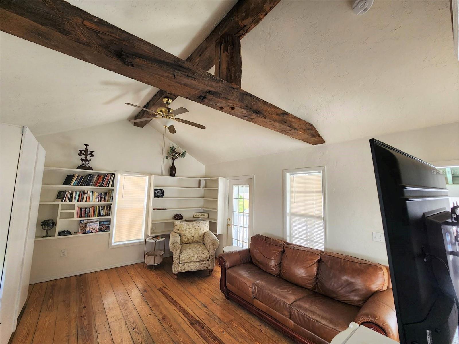 POS SUB OF BLKS G & H - Residential Income