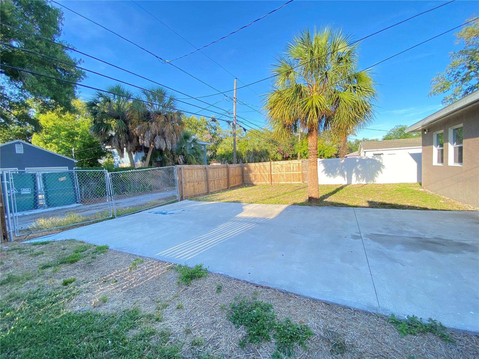DISSTON TERRACE - Residential Lease