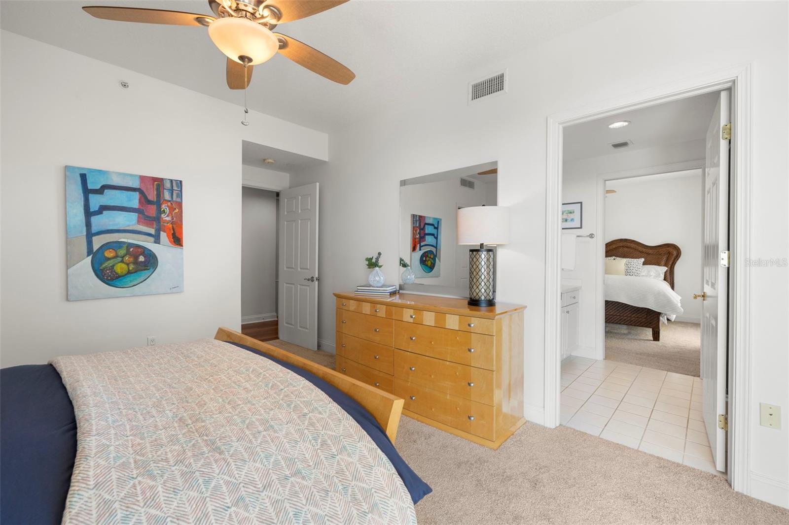 VINOY PLACE CONDO - Residential