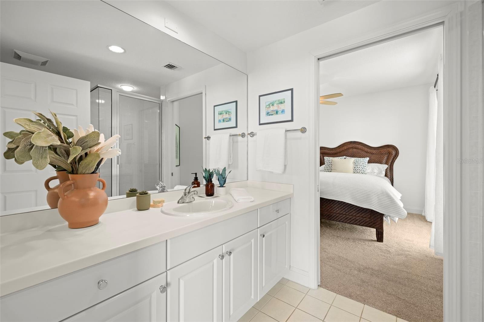 VINOY PLACE CONDO - Residential