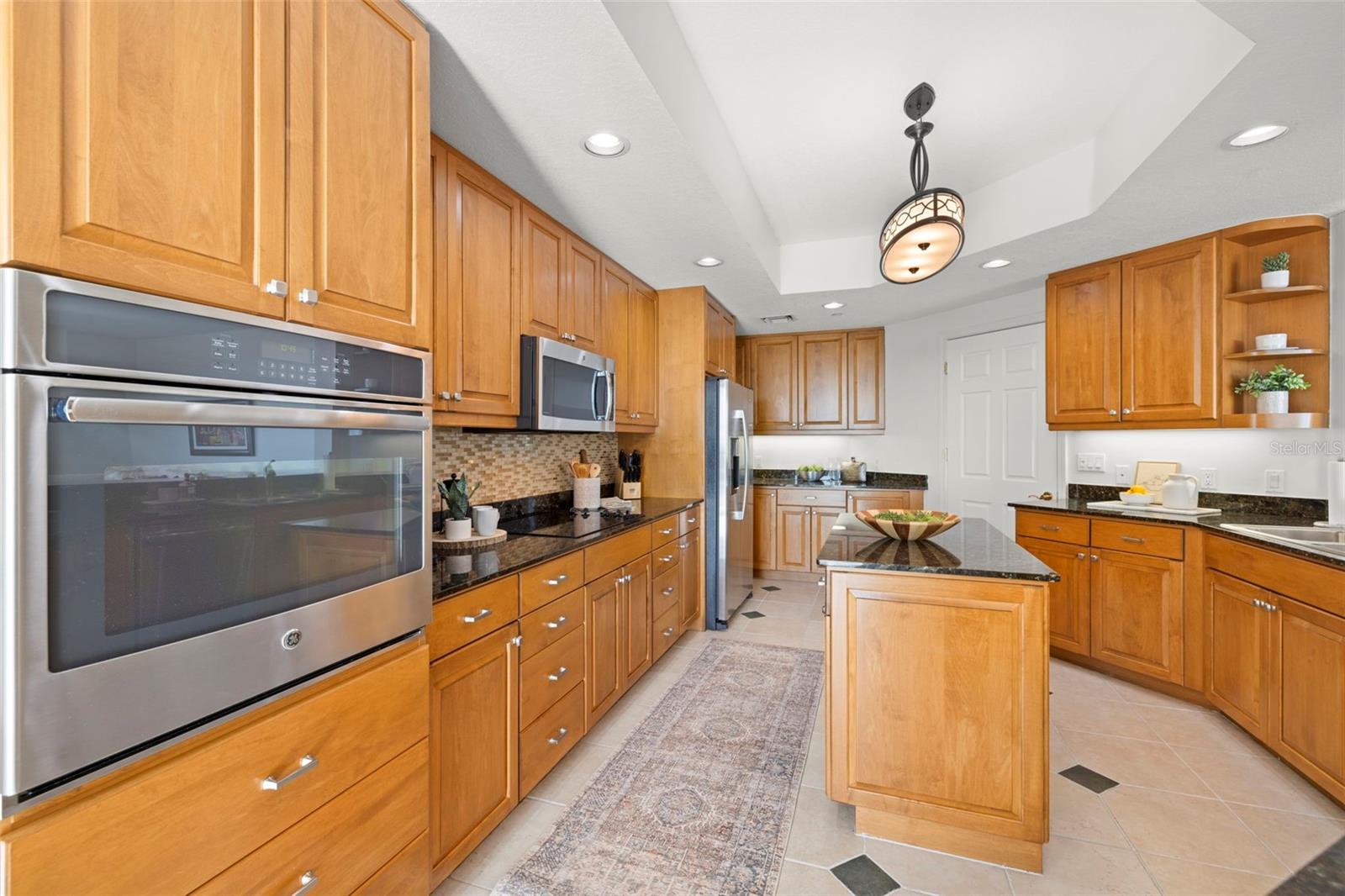 VINOY PLACE CONDO - Residential